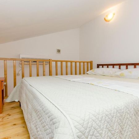 Knezovicapartments Živogošće Екстериор снимка