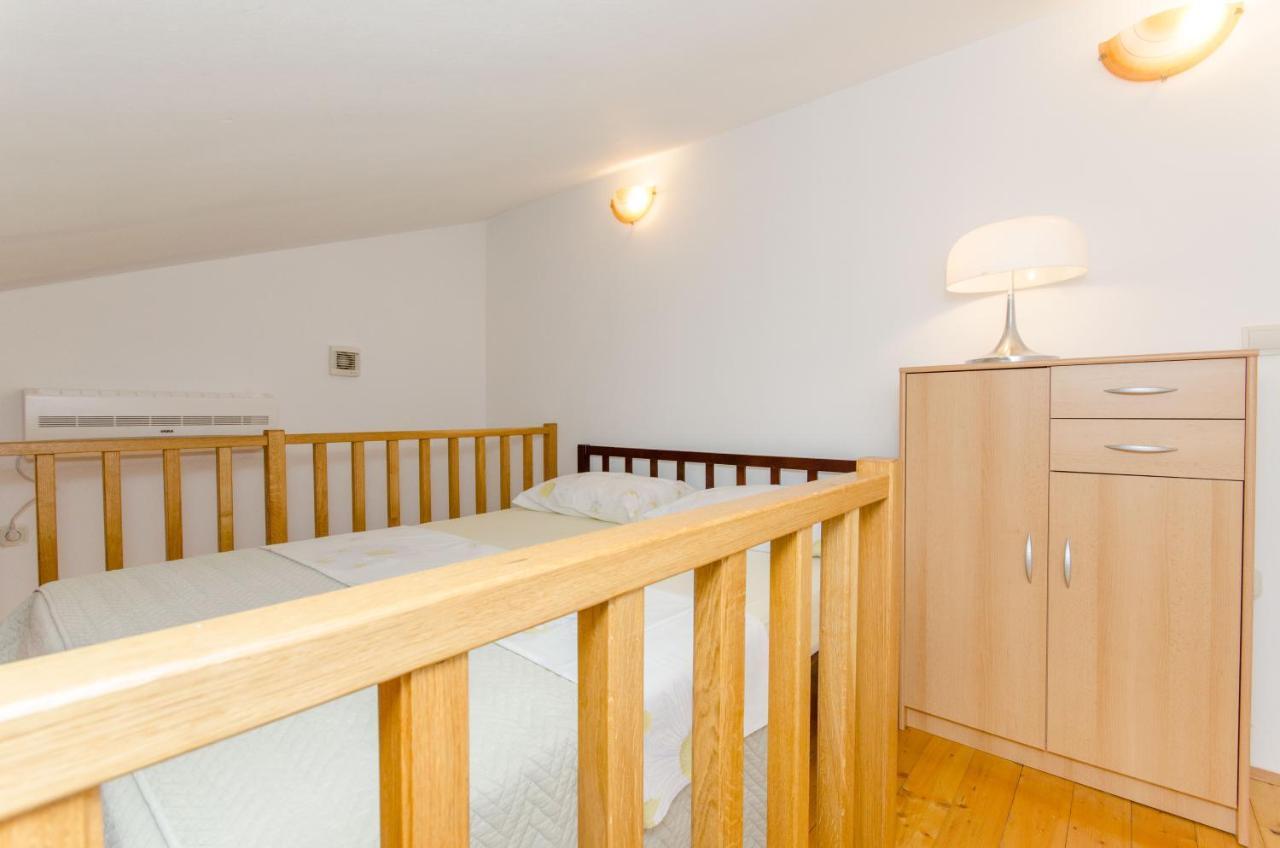 Knezovicapartments Živogošće Екстериор снимка