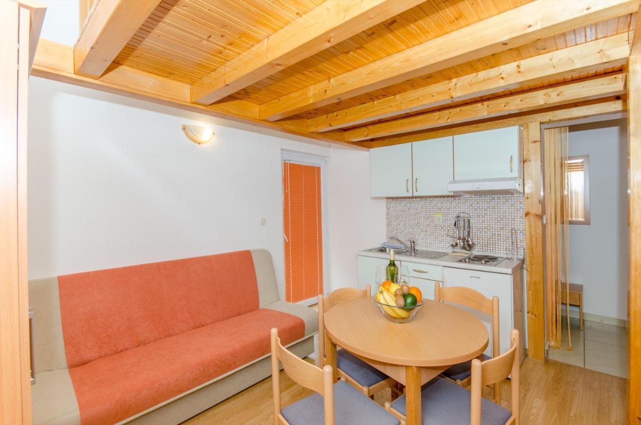 Knezovicapartments Živogošće Екстериор снимка