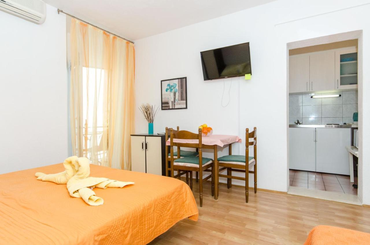 Knezovicapartments Živogošće Екстериор снимка