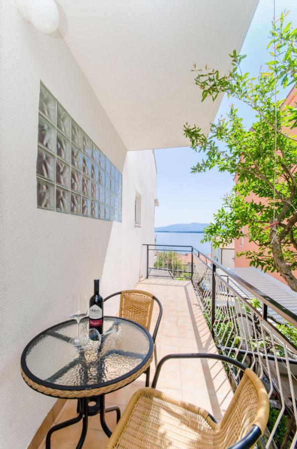 Knezovicapartments Živogošće Екстериор снимка