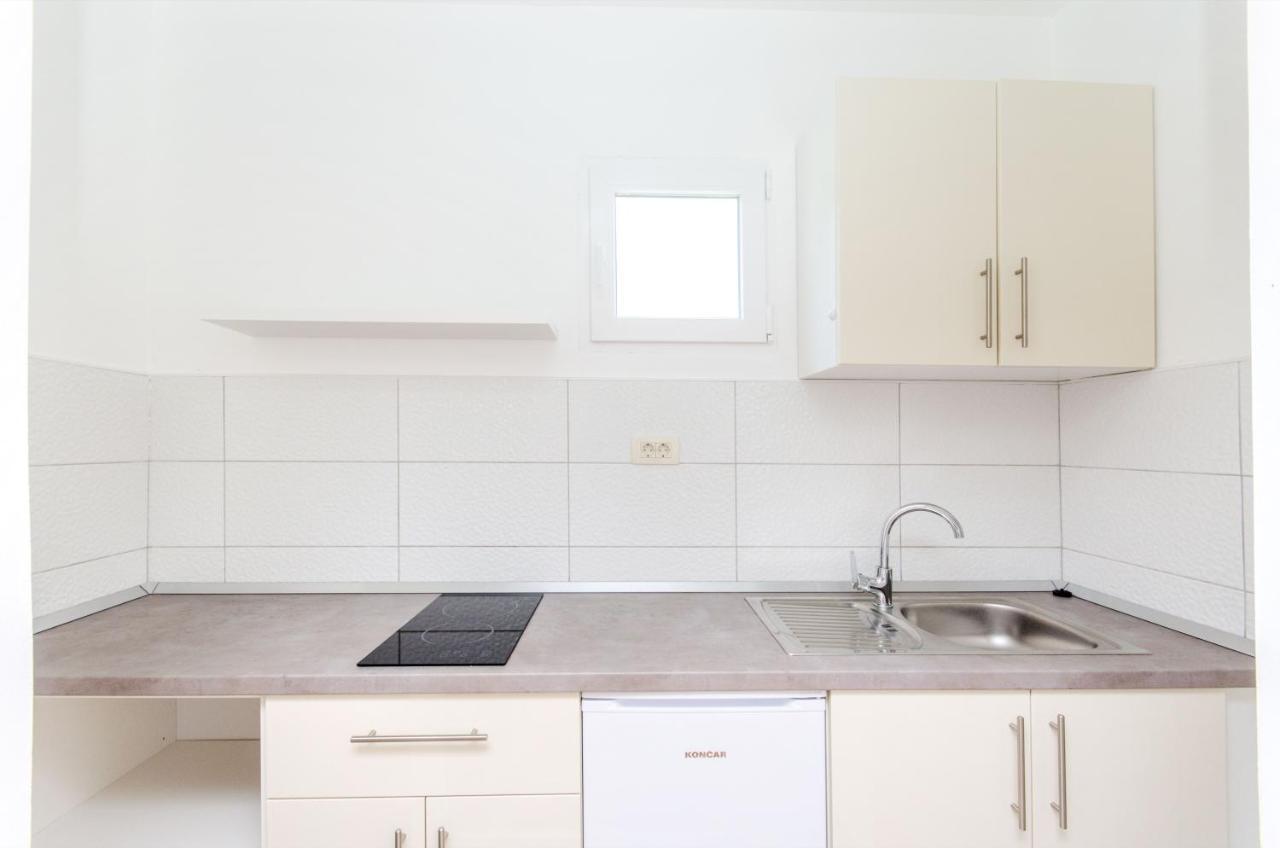 Knezovicapartments Živogošće Екстериор снимка