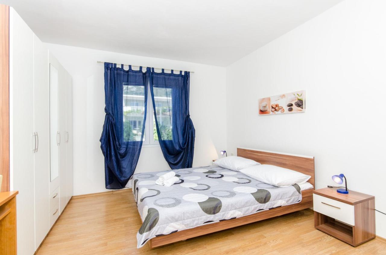 Knezovicapartments Živogošće Екстериор снимка