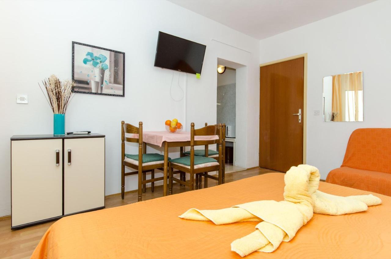 Knezovicapartments Živogošće Екстериор снимка