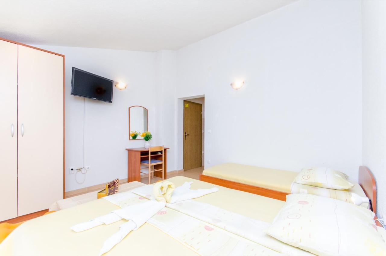 Knezovicapartments Živogošće Екстериор снимка
